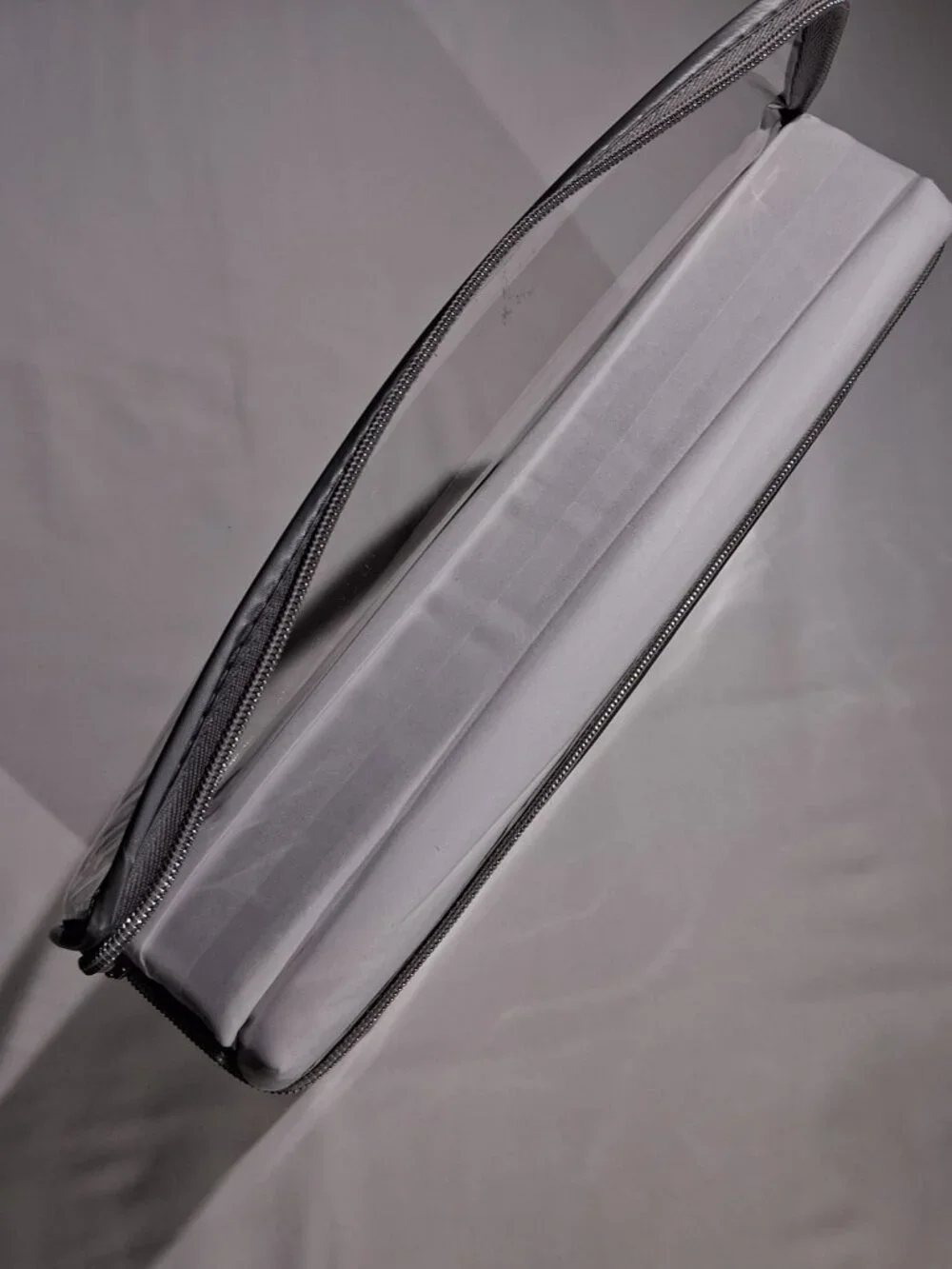 Embossed Stripe Sheet Set  QUEEN  White  Flat/Fitted/2 Pillowcases  NEW